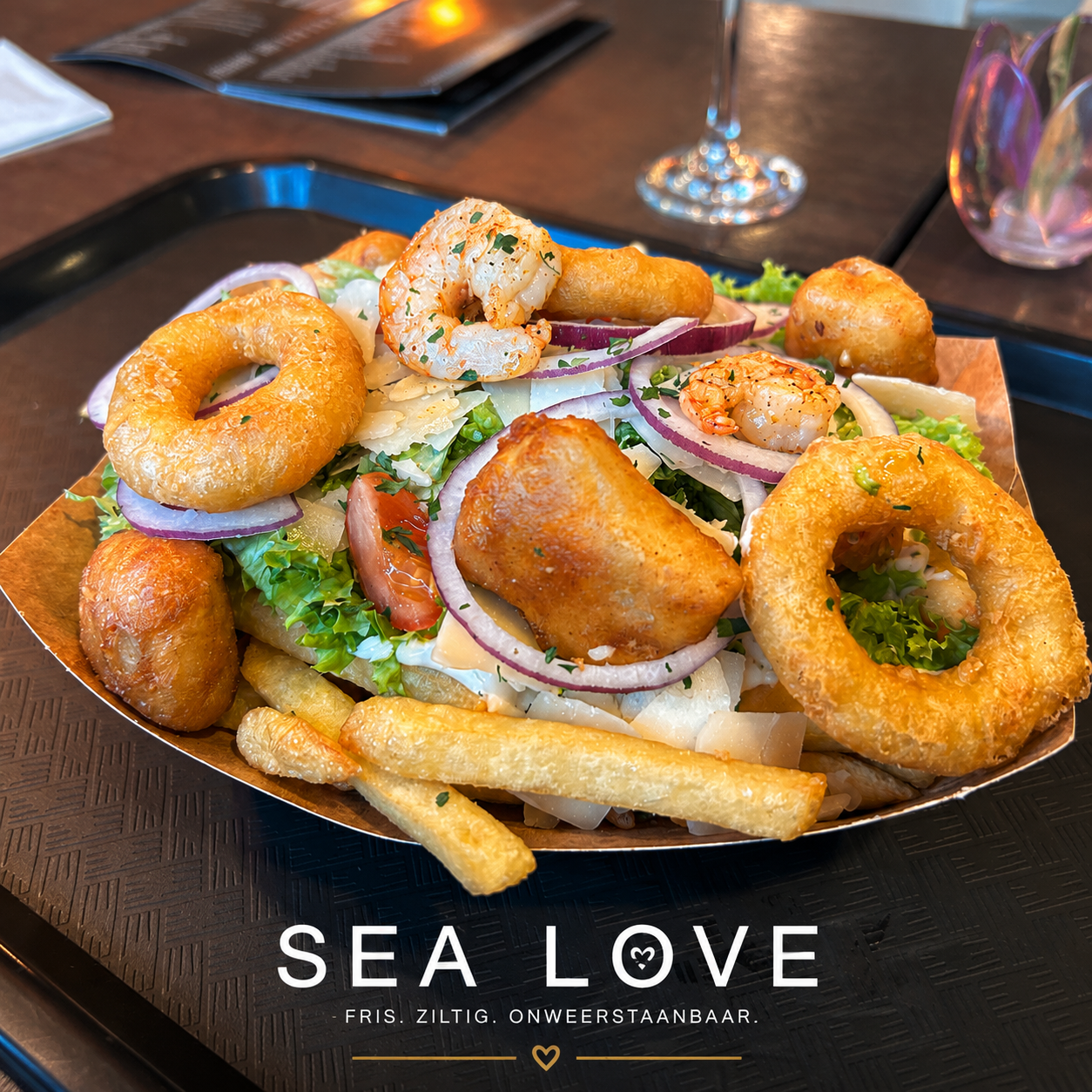 Loaded fries - sea love - fisch vis
